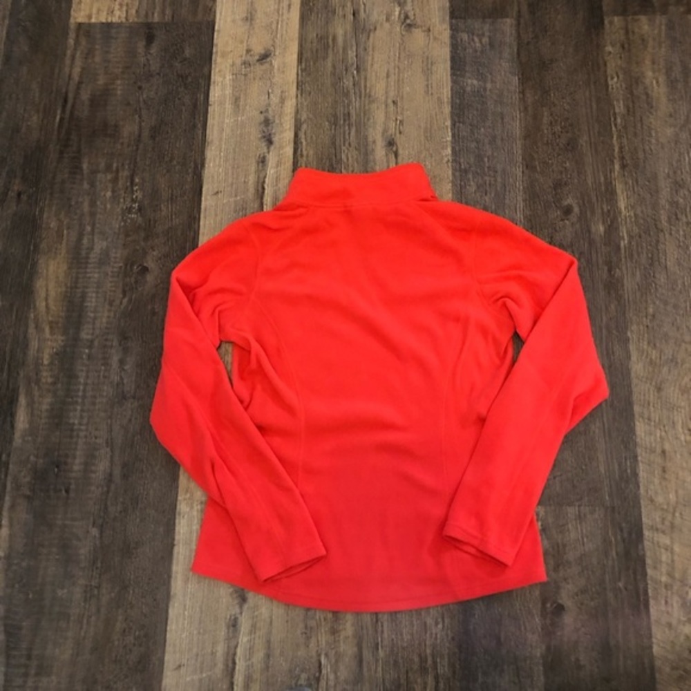 The North Face quarter zip fleece.EUC No stains or picks.  Animal and smoke free - Picture 9 of 10